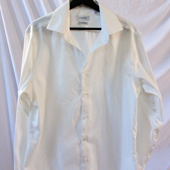 Slim Fit White Calvin Klein Shirt. - Picture 2 of 4